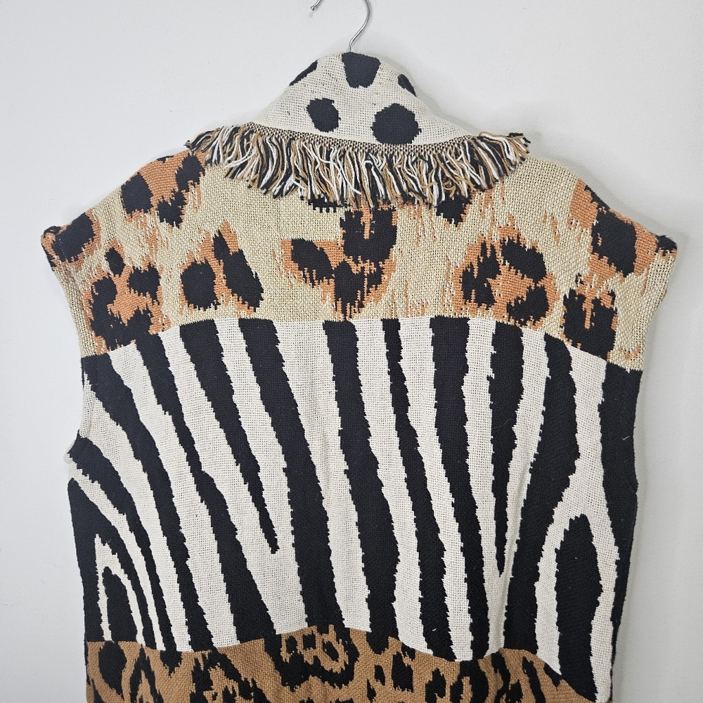 VTG Bronco Billy's Tapestry Fringe Vest Animal Print Pattern Play Safari Western - Picture 8 of 9